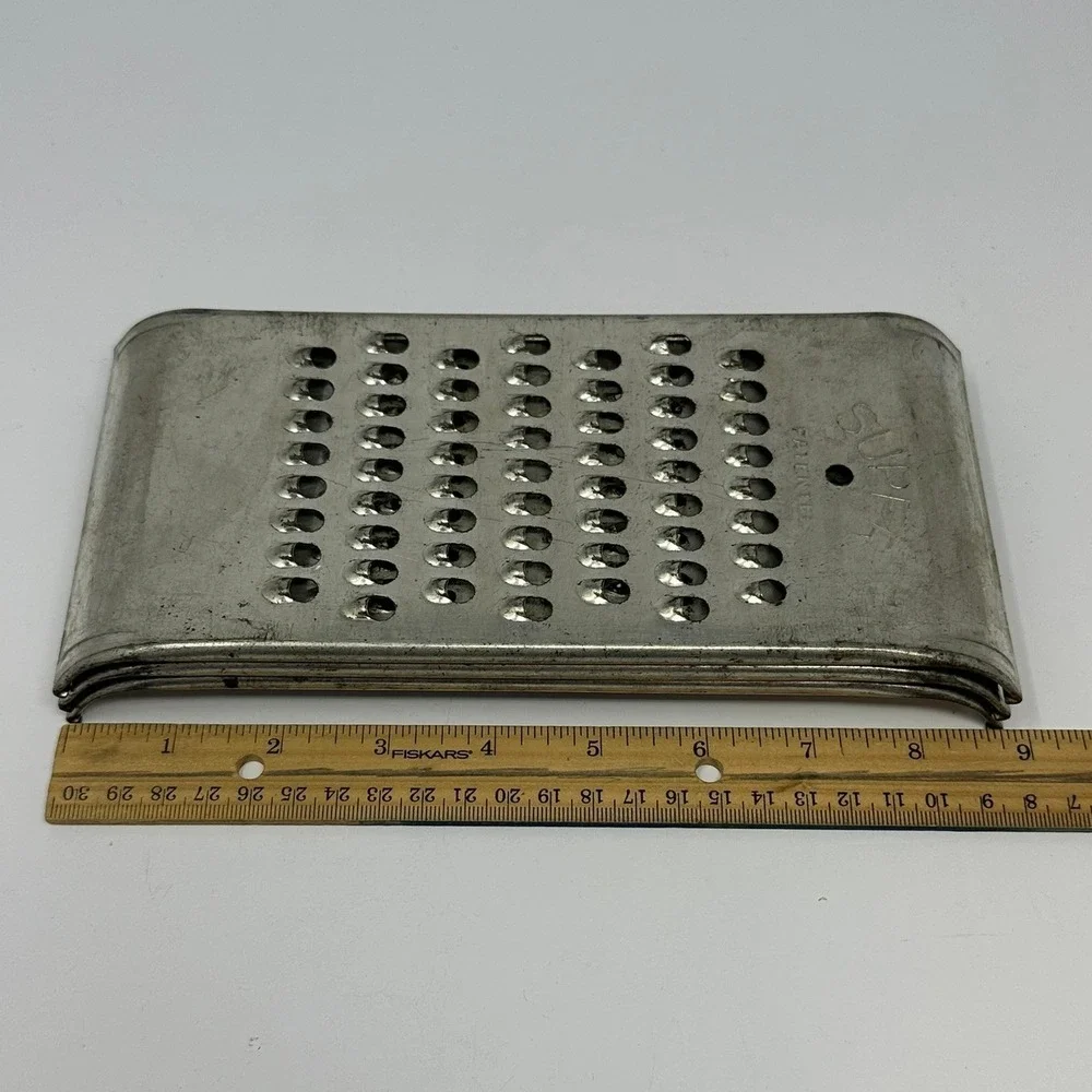 Vintage Remark Mfg Co Butler Ind Super Patented Metal Hand Graters Set of 3 B0